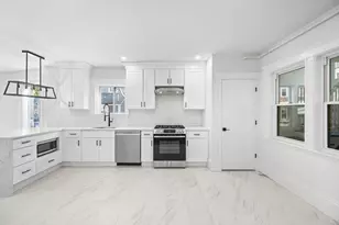 10 Beech St, Cambridge, MA 02140 - Photo 2