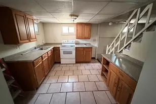 44 Bigelow St, Fall River, MA 02720 - Photo 36