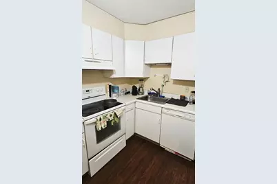 164 Galen St #25, Watertown, MA 02472 - Photo 4