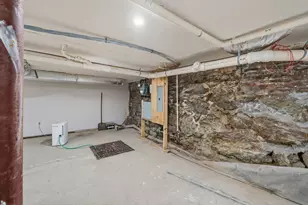 289 Central St, Lowell, MA 01852 - Photo 28