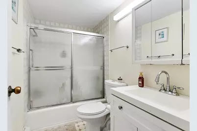 50 Longwood Ave #712, Brookline, MA 02446 - Photo 6