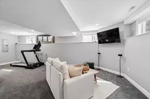 97 Gorham St, Chelmsford, MA 01824 - Photo 32