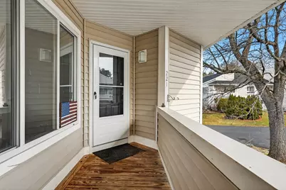 750 Whittenton St #221, Taunton, MA 02780 - Photo 4