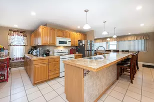 10 Fay St, Lowell, MA 01852 - Photo 12