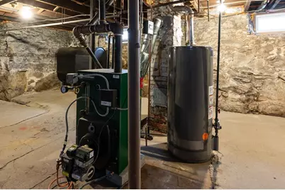 10 Fay St, Lowell, MA 01852 - Photo 28