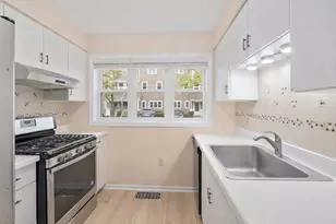 6 Locust Ln, Watertown, MA 02472 - Photo 4