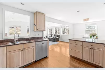 12 Wincrest Drive, Winchester, MA 01890 - Photo 10