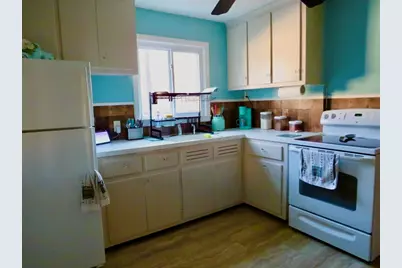 39 Balfour Dr., Springfield, MA 01118 - Photo 8