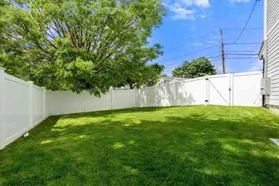 273 Edenfield Ave. #273, Watertown, MA 02472 - Photo 28