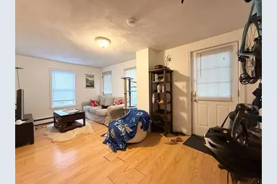 9 Marion St #2R, Somerville, MA 02143 - Photo 8