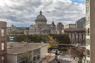 10 Cumberland St, Boston, MA 02115 - Photo 20