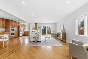 15 Edward Dr, Winchester, MA 01890 - Photo 8