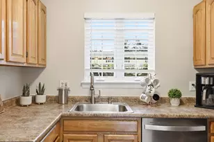 10 Nancy Rd, Easton, MA 02375 - Photo 8