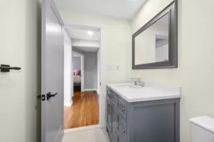 98 Lakeshore Dr, Marlborough, MA 01752 - Photo 18