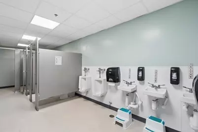 443 W Lowell Ave, Haverhill, MA 01832 - Photo 32