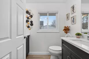 11 Pontiac Rd, Peabody, MA 01960 - Photo 24