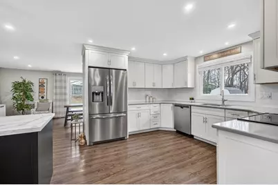 11 Pontiac Rd, Peabody, MA 01960 - Photo 32