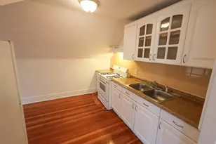 498 Whipple St, Fall River, MA 02724 - Photo 2