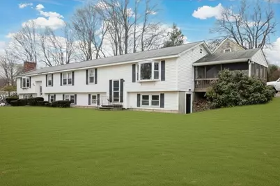 138 Howe St #138, Marlborough, MA 01752 - Photo 2