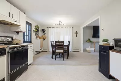 138 Howe St #138, Marlborough, MA 01752 - Photo 6