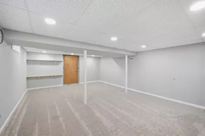 32 Oak Ln, Agawam, MA 01030 - Photo 24