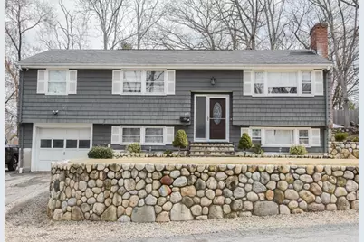 215 Trull Lane E, Lowell, MA 01852 - Photo 1