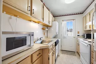 54 Mitchell Dr, Chicopee, MA 01022 - Photo 8