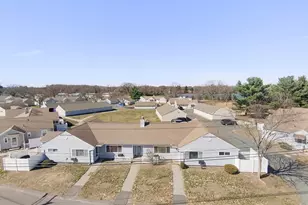 54 Mitchell Dr, Chicopee, MA 01022 - Photo 1