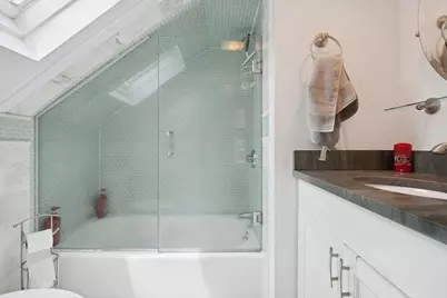 2 Mount Pleasant St #3, Rockport, MA 01966 - Photo 16