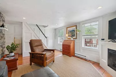 2 Mount Pleasant St #3, Rockport, MA 01966 - Photo 8