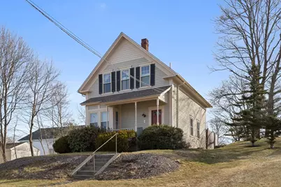 4 White Ave, Douglas, MA 01516 - Photo 2