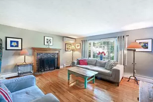 679 N Falmouth, Falmouth, MA 02556 - Photo 4