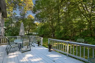679 N Falmouth, Falmouth, MA 02556 - Photo 22