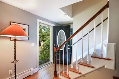 679 N Falmouth, Falmouth, MA 02556 - Photo 2