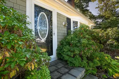 679 N Falmouth, Falmouth, MA 02556 - Photo 2