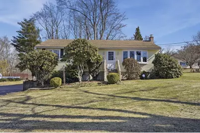35 Hampton Street, Auburn, MA 01501 - Photo 1