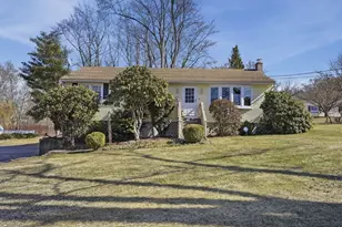35 Hampton St, Auburn, MA 01501 - Photo 1