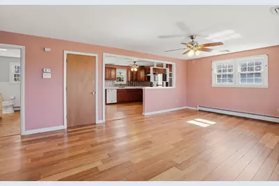 35 Hampton Street, Auburn, MA 01501 - Photo 6