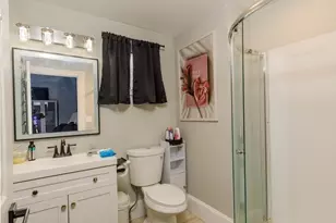 33 Henry St, Fitchburg, MA 01420 - Photo 8