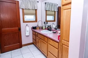 93 Osborn St, Fall River, MA 02724 - Photo 18