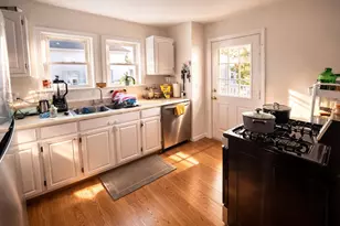 23 Stillman St, Framingham, MA 01702 - Photo 4