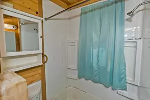 1019 Burnett Rd, Chicopee, MA 01020 - Photo 12