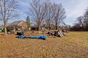 1019 Burnett Rd, Chicopee, MA 01020 - Photo 36