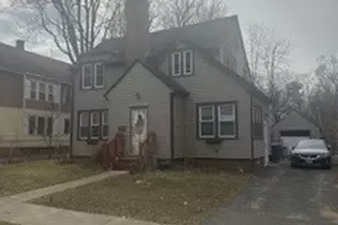 72 Fenwick St, Springfield, MA 01109 - Photo 2