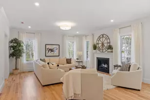 89 Oliver Pond Cir, Franklin, MA 02038 - Photo 4