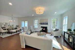 89 Oliver Pond Cir, Franklin, MA 02038 - Photo 6