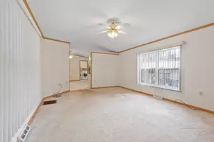 556 Central, Leominster, MA 01453 - Photo 18