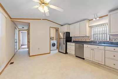 556 Central #183, Leominster, MA 01453 - Photo 6