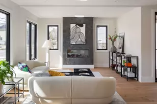 267 River St, Newton, MA 02465 - Photo 6