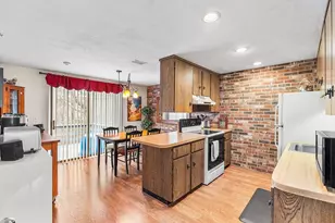 17 Pinebrook Ln, Easton, MA 02375 - Photo 6